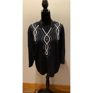 Southern Lady Blouse Size 1X ( measures larger) Black w/ Gorgeous White Design